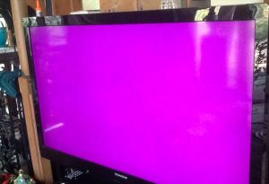 Televizyon pembe ekran sorunu